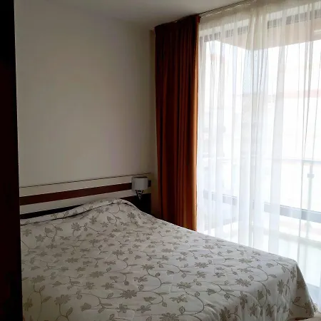 Tarsis Sunny Beach Апартамент