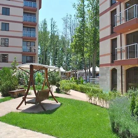 Tarsis Sunny Beach Апартамент *